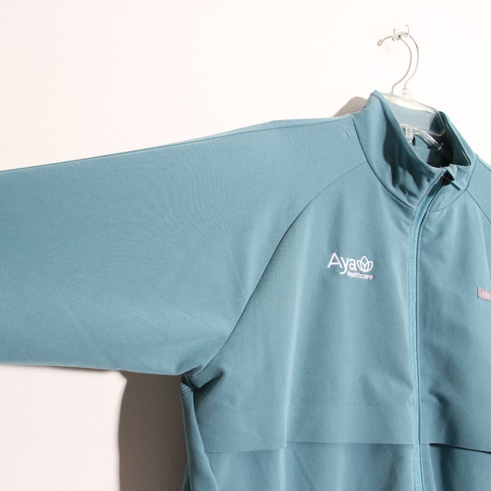 Figs Sydney Performance Scrub Jacket Hydrogreen F… - image 4